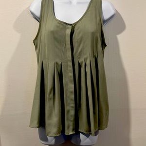 Beautiful LC summer top! Great condition!